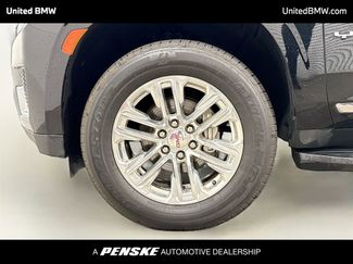 Used 2021 GMC Yukon SLT w/ SLT Luxury Plus Package video 2