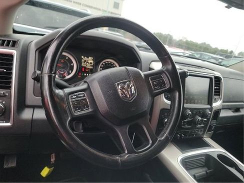 Used 2017 RAM 3500 Big Horn AWD/4WD image 6
