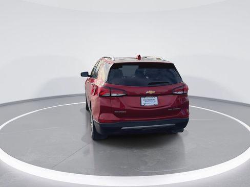 Used 2023 Chevrolet Equinox Premier image 7