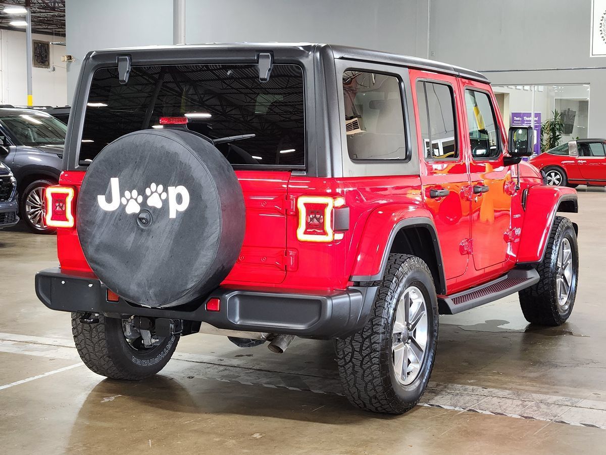 Used 2018 Jeep Wrangler Unlimited Sahara w/ Cold Weather Group AWD/4WD image 8