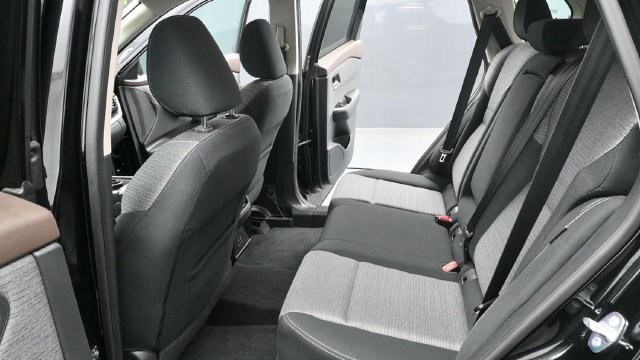 Used 2021 Nissan Rogue SV AWD/4WD image 16