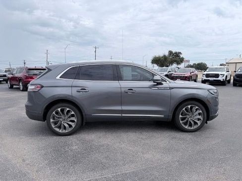 Used 2023 Lincoln Nautilus Reserve w/ Equipment Group 201A FWD image 6
