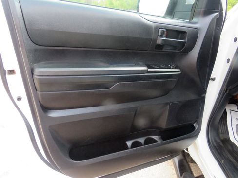Used 2020 Toyota Tundra SR AWD/4WD image 9