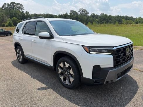 New 2026 Honda Pilot Elite image 2
