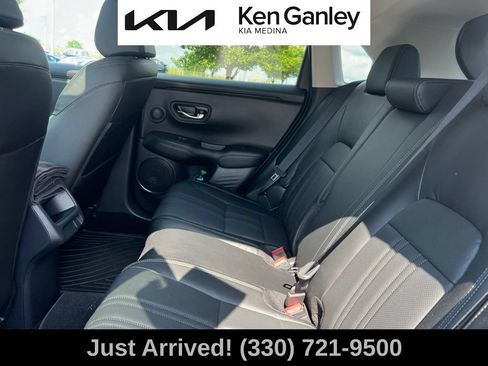 Used 2025 Honda HR-V EX-L image 10