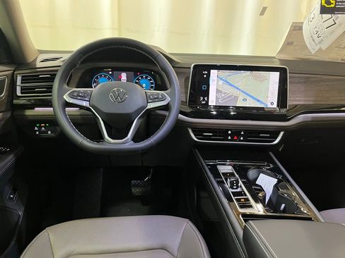 New 2026 Volkswagen Atlas SEL AWD/4WD image 18