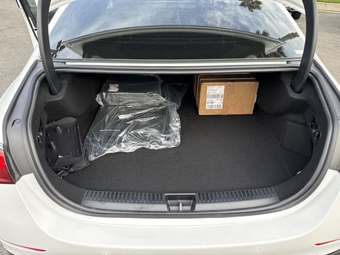 New 2026 Mercedes-Benz E 53 AMG e 4MATIC Sedan image 21