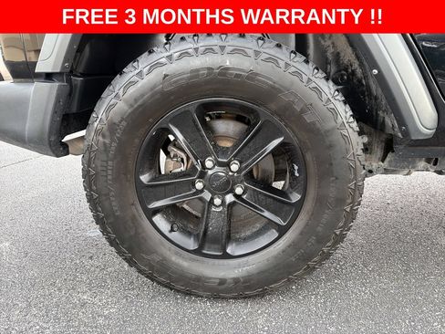 Used 2021 Jeep Wrangler Unlimited Sport AWD/4WD image 31