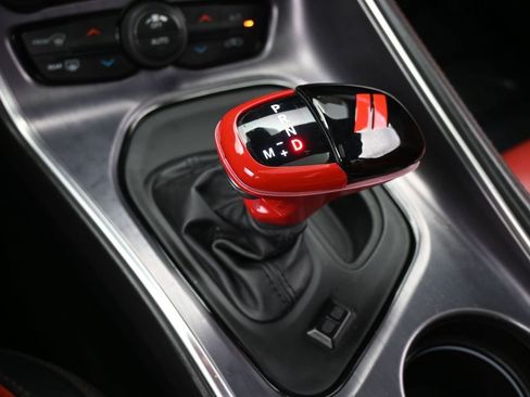 Used 2015 Dodge Challenger R/T Plus image 27