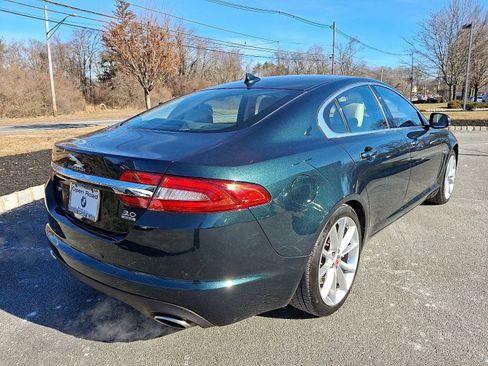 Used 2015 Jaguar XF Portfolio image 7