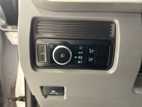 Used 2024 Ford F250 XLT AWD/4WD image 19