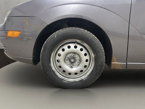 Used 2006 Ford Focus ZXW Wagon image 24