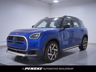 Used 2025 MINI Cooper Countryman S video 1