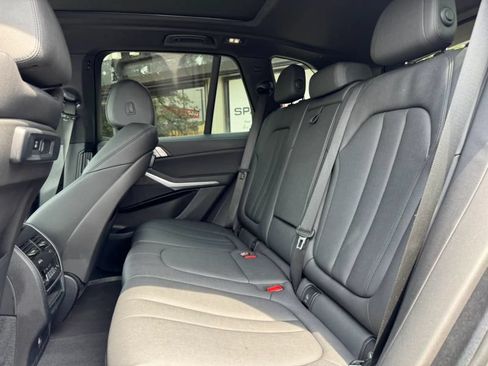 Used 2022 BMW X5 xDrive40i AWD/4WD image 19