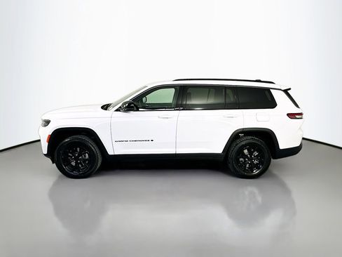 New 2026 Jeep Grand Cherokee L 4WD image 4