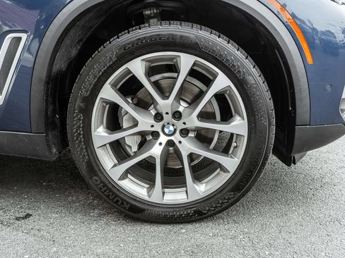 Used 2021 BMW X5 xDrive40i w/ Premium Package AWD/4WD image 4