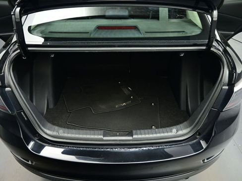 Used 2017 Toyota Yaris iA image 63