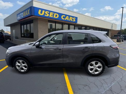 Used 2023 Honda HR-V LX image 7