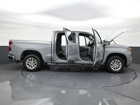 Used 2025 Chevrolet Silverado 1500 RST RWD image 29