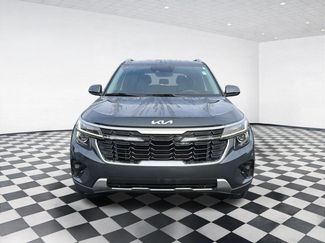 Used 2024 Kia Seltos EX FWD video 2