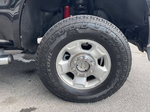 Used 2010 Ford F250 XL AWD/4WD image 10