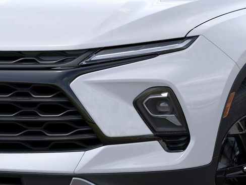 New 2026 Chevrolet Blazer LT w/ Midnight/Sport Edition FWD image 10