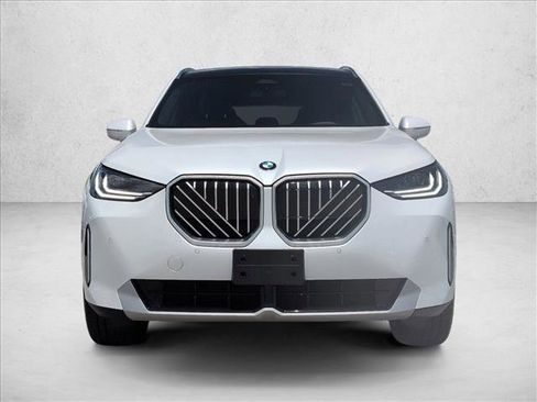 Certified 2026 BMW X3 xDrive30 AWD/4WD image 2