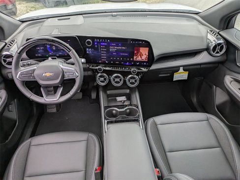 New 2025 Chevrolet Blazer EV LT w/ Super Cruise Package image 25