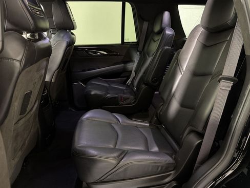 Used 2016 Cadillac Escalade Platinum AWD/4WD image 20