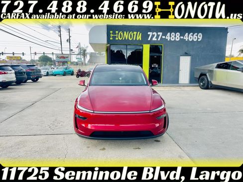 Used 2026 Tesla Model Y AWD image 2
