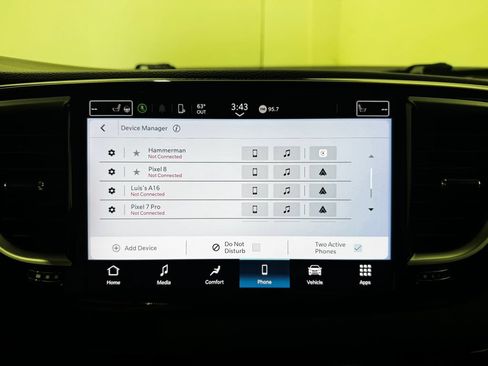 Used 2024 Chrysler Pacifica Touring-L FWD image 29