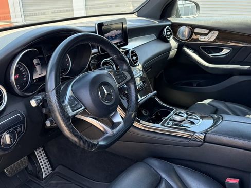 Used 2018 Mercedes-Benz GLC 300 image 10