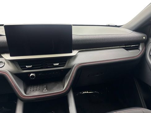 Used 2025 Ford Explorer ST-Line w/ Premium Package RWD image 54