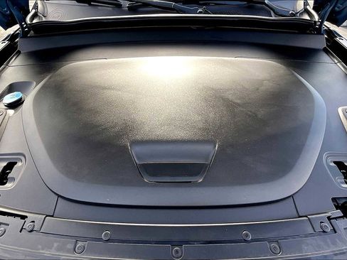 Used 2023 Volvo C40 P8 Recharge Ultimate image 13