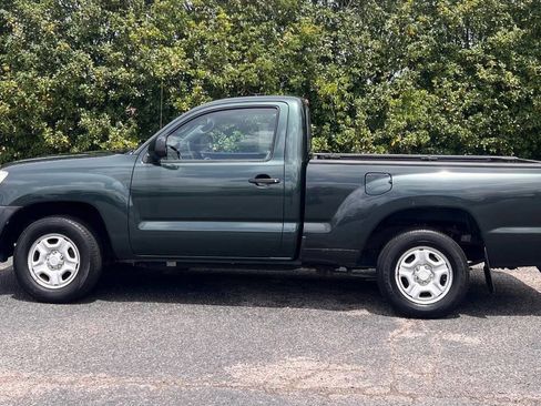 Used 2011 Toyota Tacoma 2WD Regular Cab image 4
