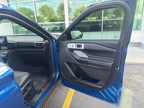 Used 2020 Ford Explorer ST w/ ST Street Pack AWD/4WD image 5