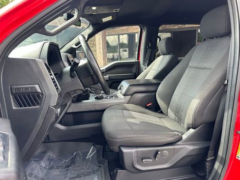 Used 2018 Ford F150 XLT w/ Equipment Group 302A Luxury AWD/4WD image 11