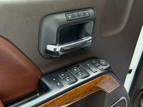 Used 2016 Chevrolet Silverado 2500 High Country w/ Duramax Plus Package AWD/4WD image 12