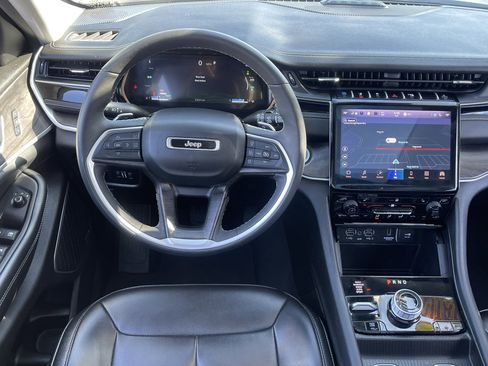 Used 2024 Jeep Grand Cherokee Limited 4xe AWD/4WD image 22