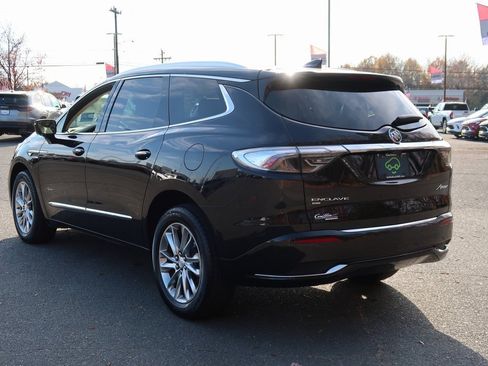 Certified 2022 Buick Enclave Avenir w/ Avenir Technology Package image 7