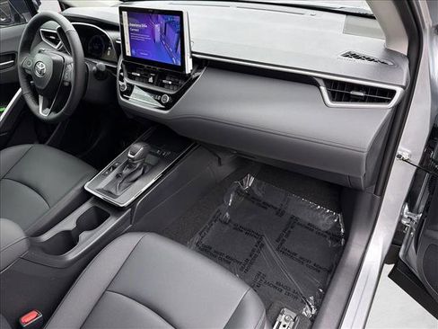 New 2026 Toyota Corolla Cross XLE image 24