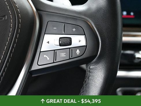 Used 2025 BMW X5 xDrive50e image 33