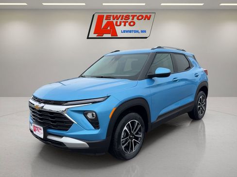 New 2026 Chevrolet TrailBlazer LT AWD/4WD image 1