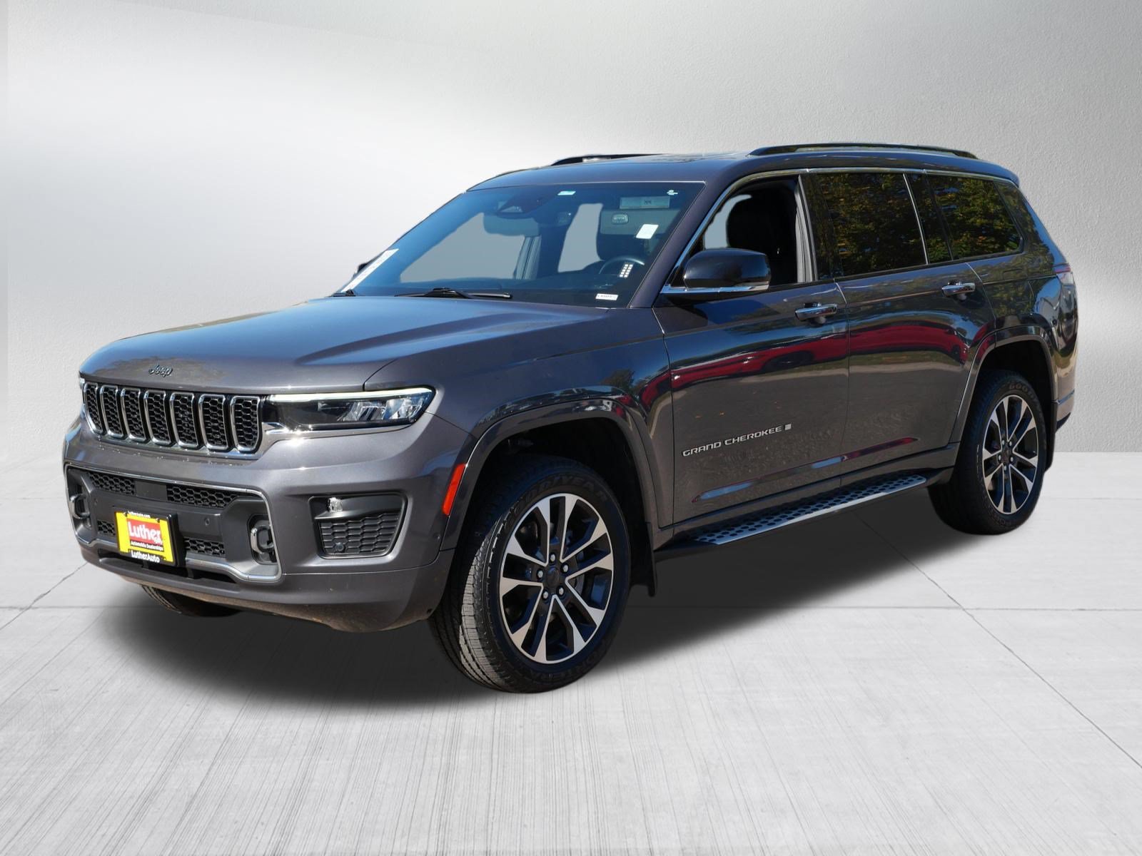 Used 2021 Jeep Grand Cherokee L Overland AWD/4WD image 3