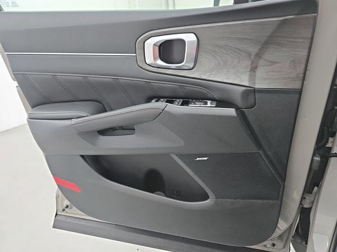 Used 2026 Kia Sorento SX image 28