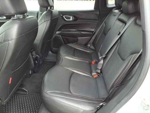 Used 2024 Jeep Compass Trailhawk AWD/4WD image 10