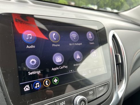 Used 2021 Chevrolet Equinox Premier FWD image 14