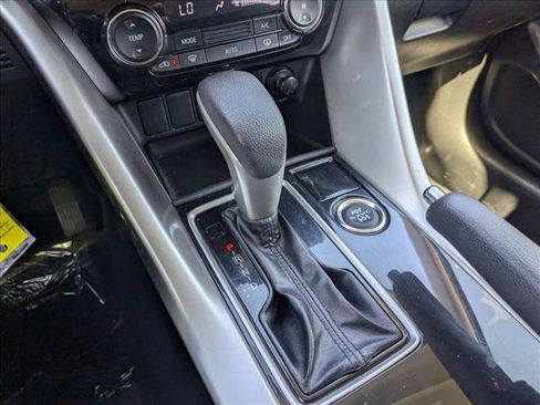 Used 2019 Mitsubishi Eclipse Cross ES AWD/4WD image 9