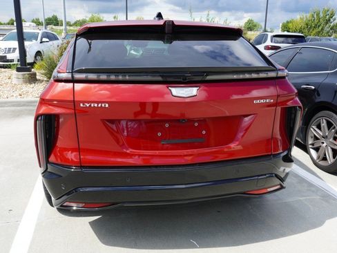 Used 2024 Cadillac Lyriq Sport w/ Nappa Leather Package AWD/4WD image 7