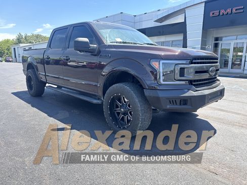 Used 2018 Ford F150 XLT w/ Equipment Group 302A Luxury AWD/4WD image 1